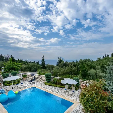 فيلة Ionian Áyios Nikítas